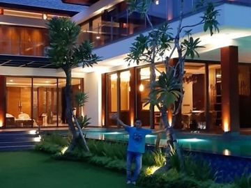 DIJUAL RUMAH ????Graha Family