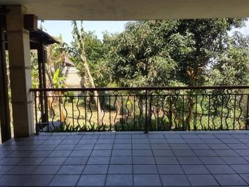 Rumah Besar Nyaman View Kota dan Gunung di Setiabudi
