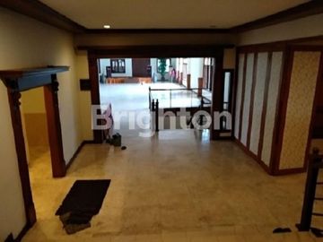 Dijual dan Disewakan rumah usaha ex.resto Raya Menganti, siap pakai, lokasi ramai, row jalan lebar, padat penduduk