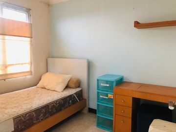 Furnished 2 BR Lt 16 Apartemen Gallery Ciumbuleuit 1 Bandung Rp. 750.000.000