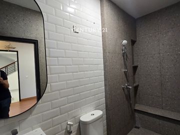 DIjual Rumah Baru Di The Green Cluster Venetia BSD Tangerang