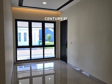 DIjual Rumah Baru Di The Green Cluster Venetia BSD Tangerang