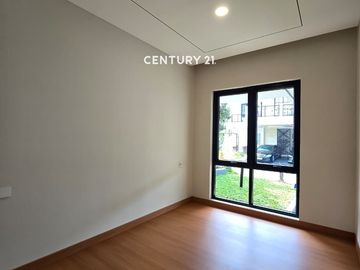 DIjual Rumah Baru Di The Green Cluster Venetia BSD Tangerang