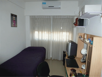 Departamento en Venta en Caballito 3 ambientes 65 m2 + balcón y cochera, al frente - Espinosa 1100