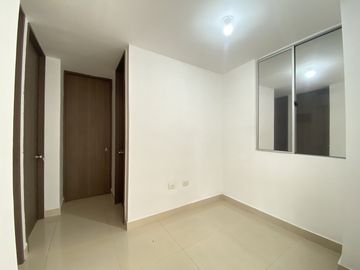 apartamento en arriendo/venta en puerta dorada. Cod V91468