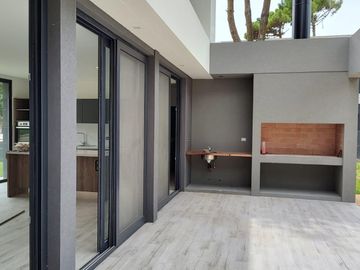 CASA A ESTRENAR DE CALIDAD PREMIUM