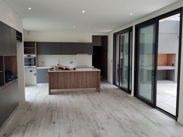 CASA A ESTRENAR DE CALIDAD PREMIUM