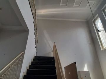 Rumah Hadap Taman di Villa Cinere Mas Tangerang Selatan Harga Menarik Nego Sampai Deal