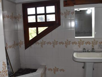 FINANCIA ACEPTA PERMUTA: CASA EN SANTA TERESITA SOBRE EL MONTE