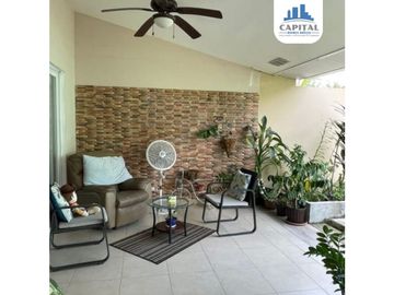 SE VENDE EN RESIDENCIAL PH VILLA TIVOLI - BRISAS DEL GOLF