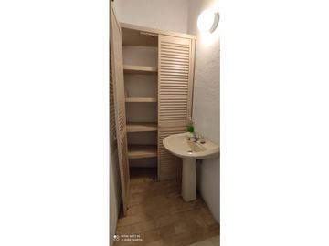 CASA EN VENTA A ORILLA DEL LAGO 