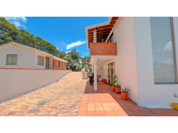Casa Campestre en Parcela Carmen de Viboral