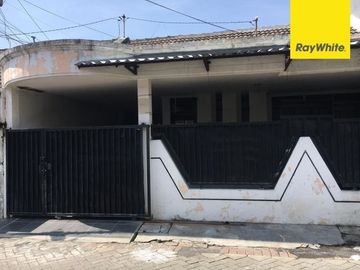 Rumah Dijual di Jl Wiyung Indah, Surabaya