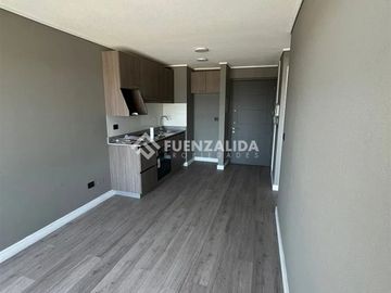 Departamento en venta de 1 dorm. en La Cisterna