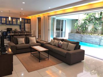 Disewakan Rumah Mewah di Ciniru Kebayoran Baru Kondisi Semi Furnished HSE-A0669