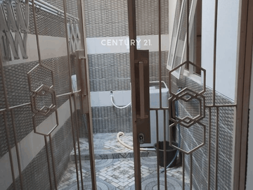Under NJOP Rumah Cantik 4 KT Di JGC Cakung Harga 2 M Nego