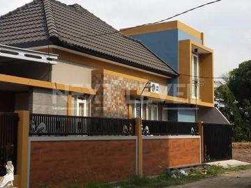 KOS MODERN 4 LANTAI DI POLOWIJEN, BLIMBING, KOTA MALANGMALANG — 10 KAMAR, ROOFTOP & LOKASI STRATEGIS!