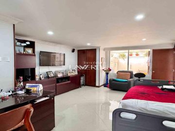 Venta Casa 4 Hab. Villa Del Prado