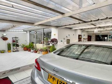 Venta Casa 4 Hab. Villa Del Prado