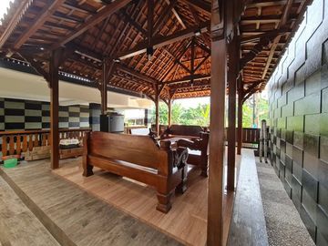 Rumah Mewah Jatisampurna Bekasi 3 Lantai Deket Tol Jatiwarna