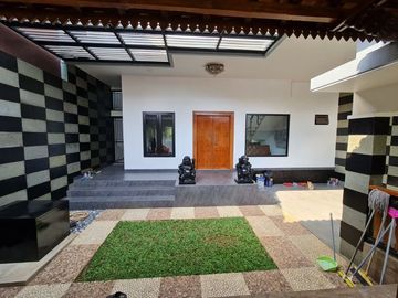 Rumah Mewah Jatisampurna Bekasi 3 Lantai Deket Tol Jatiwarna