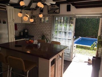 Moliere 1875, CABA/ casa 3 ambientes / 2 baños/ fondo, pileta, quincho, terraza, 220M2 u$s 350.000