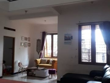 Jual Rumah murah 5 KT di Saturnus komplek margahayu raya