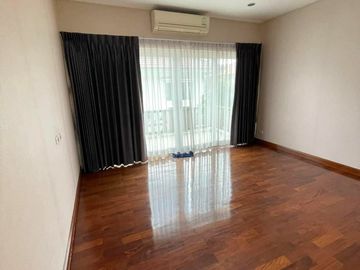 4 Bedroom House for sale at Laddarom Elegance Kaset-Nawamin