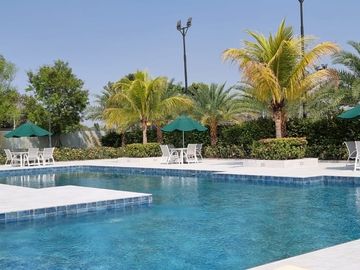 Elegante casa a estrenar en Casalaguna/entrega inmediata/ cerca de Riocentro Dorado