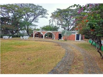 KM. 6.5 VIA A DAULE SE VENDE COMPLEJO COMERCIAL - INDUSTRIAL