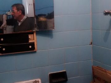 Departamento dos ambientes al frente