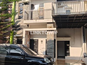 Dijual Rumah 2 Lantai di Mangesti Selangkah ke Pusat Kota Solo