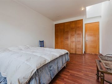 Gran Casa en venta de 6 dorm. en Lo Barnechea
