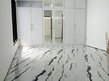 Rumah Bagus Sudah Renovasi Siap Huni Di Emerald Bintaro