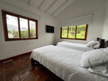 SE VENDE FINCA QUEREMAL DAGUA 3.700 MTS2. Cod V9614