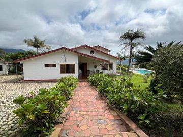 SE VENDE FINCA QUEREMAL DAGUA 3.700 MTS2. Cod V9614