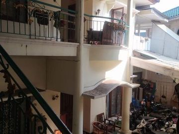Rumah 2 Lantai dan Kos-kosan Lokasi Strategis di Kemang Timur Jakarta Selatan