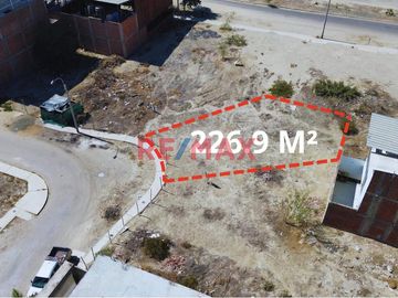 ¡🏡 ¡Gran oportunidad de inversión en Piura! 🏡

💥 Aprovecha esta excelente oportunidad
No dejes pasar esta oportunidad de construir tu hogar en una