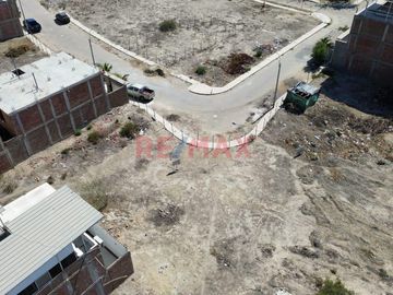 ¡🏡 ¡Gran oportunidad de inversión en Piura! 🏡

💥 Aprovecha esta excelente oportunidad
No dejes pasar esta oportunidad de construir tu hogar en una