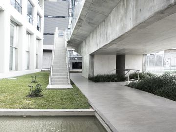 Excelente tres ambientes en complejo Al Río - Venta con renta