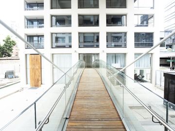 Excelente tres ambientes en complejo Al Río - Venta con renta