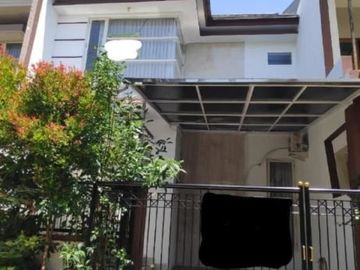 Rumah Pakuwon City, Strategis hadap utara