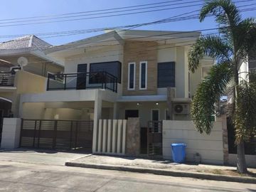 House & Lot With 4 Bedroom and Private Pool For Sale in Ange