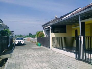 Promo Akhir tahun Rumah Cantik Lokasi Strategis Hanya 400 Jutaan