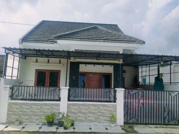 Promo Akhir tahun Rumah Cantik Lokasi Strategis Hanya 400 Jutaan