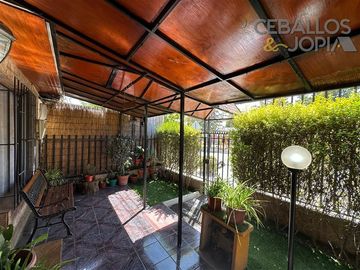 Casa en venta de 4 dorm. en Villa Alemana