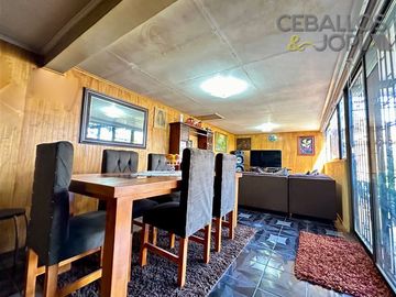 Casa en venta de 4 dorm. en Villa Alemana