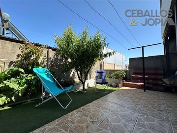 Casa en venta de 4 dorm. en Villa Alemana