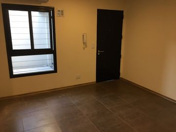 Departamento Tipo Casa en venta en Remedios de Escalada Este