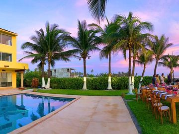 CASA EN RENTA POR DÍA EN BARRA VIEJA SOBRE PLAYA, ACAPULCO EN LO MEJOR DE AC